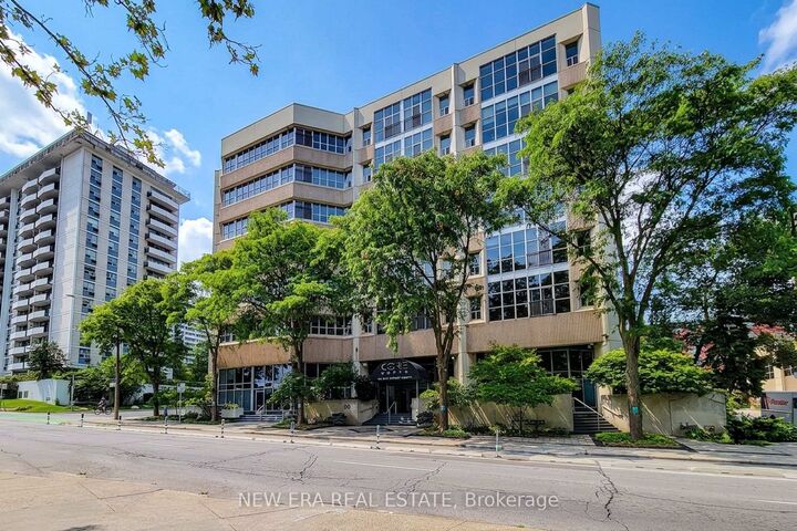 Property Photo:  66 Bay Street S 414  ON L8P 4Z6 