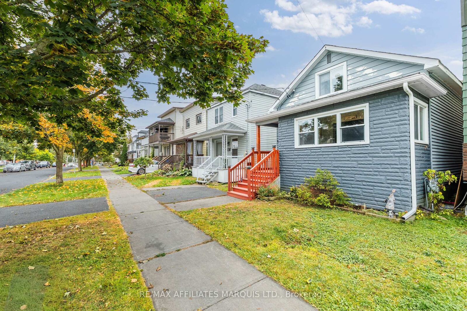 Property Photo:  222 Belmont Street  ON K6H 4Z4 
