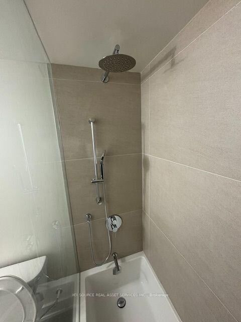 Property Photo:  152 Brunswick Avenue 4  ON M5S 2M2 