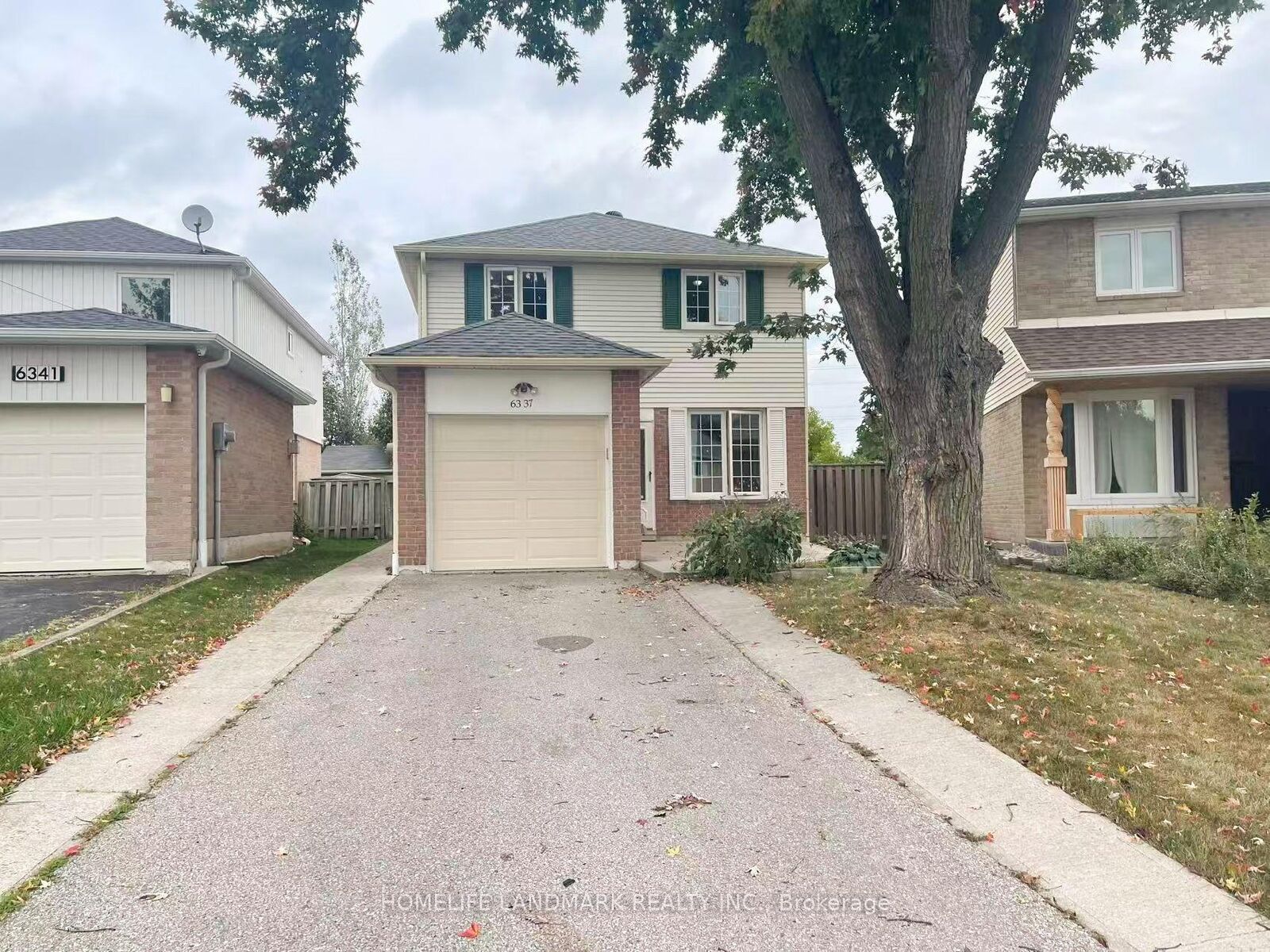 Property Photo:  6337 Martel Court  ON L5N 3H6 