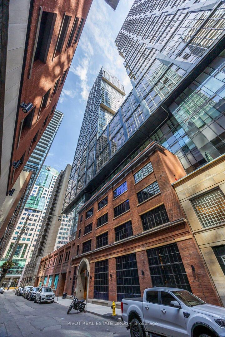 Property Photo:  15 Mercer Street 1206  ON M5V 0T8 
