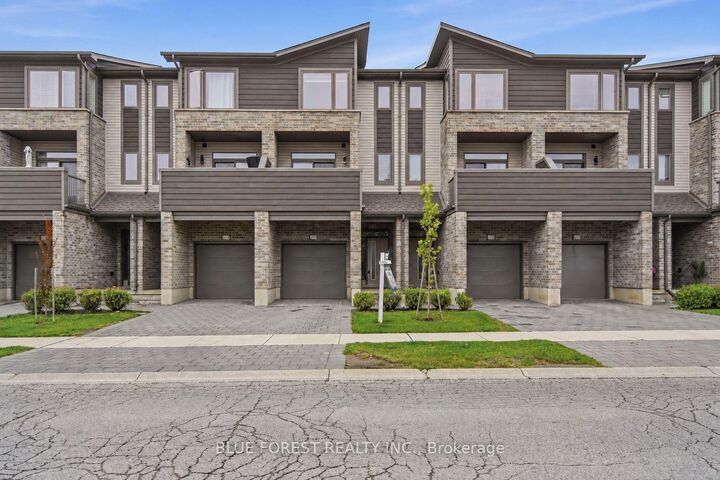 Property Photo:  2112 Meadowgate Boulevard  ON N6M 0H5 