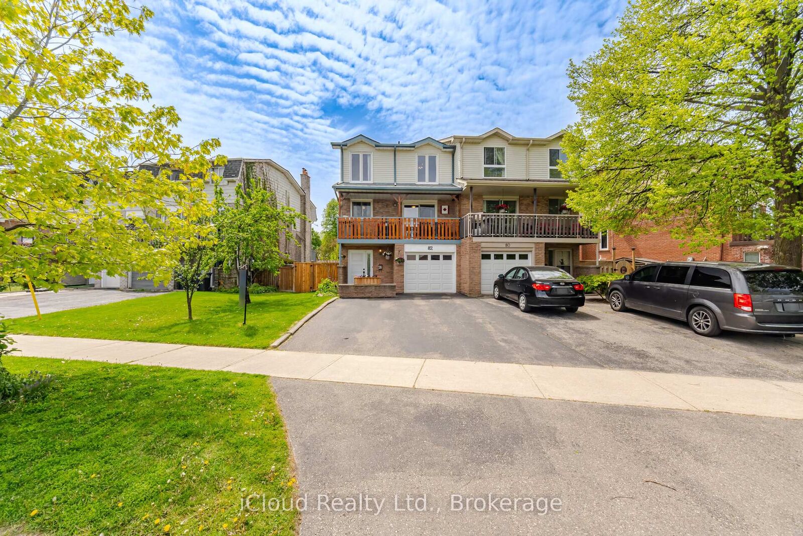 Property Photo:  82 English Street  ON L6X 2P6 