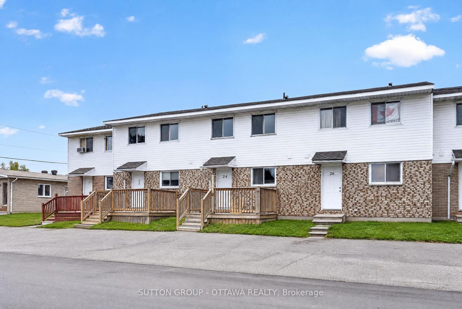 Property Photo:  24 Carraway Crescent  ON K0C 1X0 