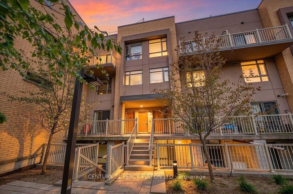 Photo de la propriété:  90 Orchid Place Drive 304  ON M1B 0C4 