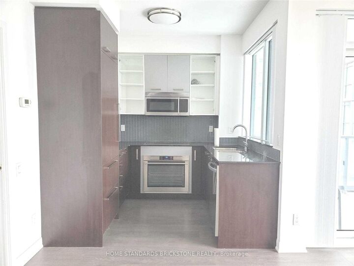 Property Photo:  5168 Yonge Street 3203  ON M2N 0G1 