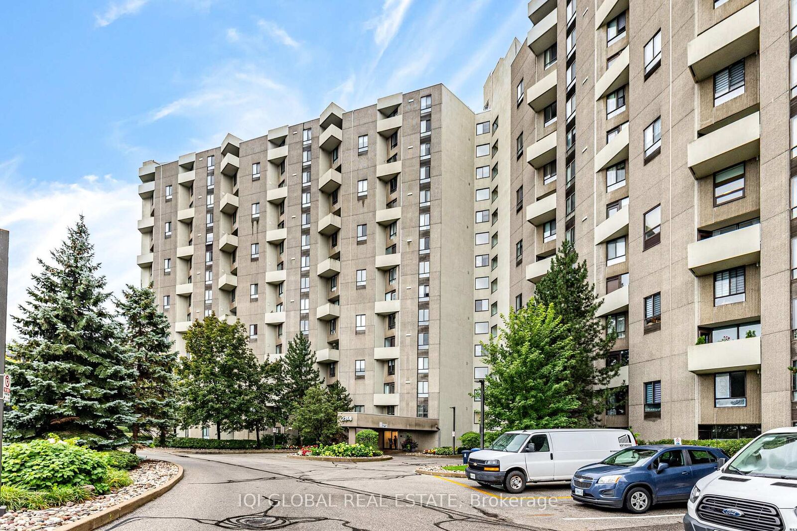 Property Photo:  284 Mill Road C2  ON M9C 4W6 