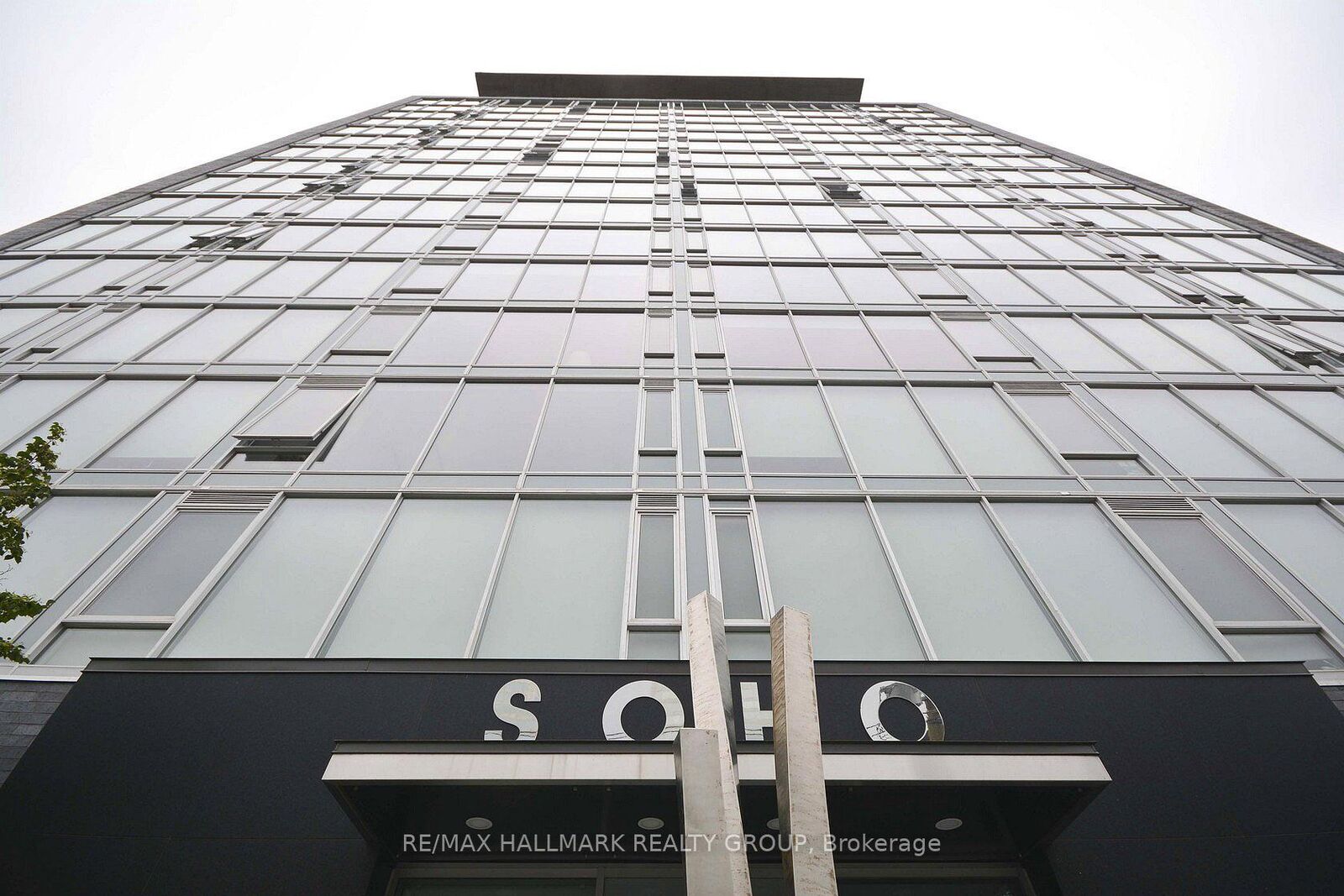 Property Photo:  300 Lisgar Street 1701  ON K2P 0E2 