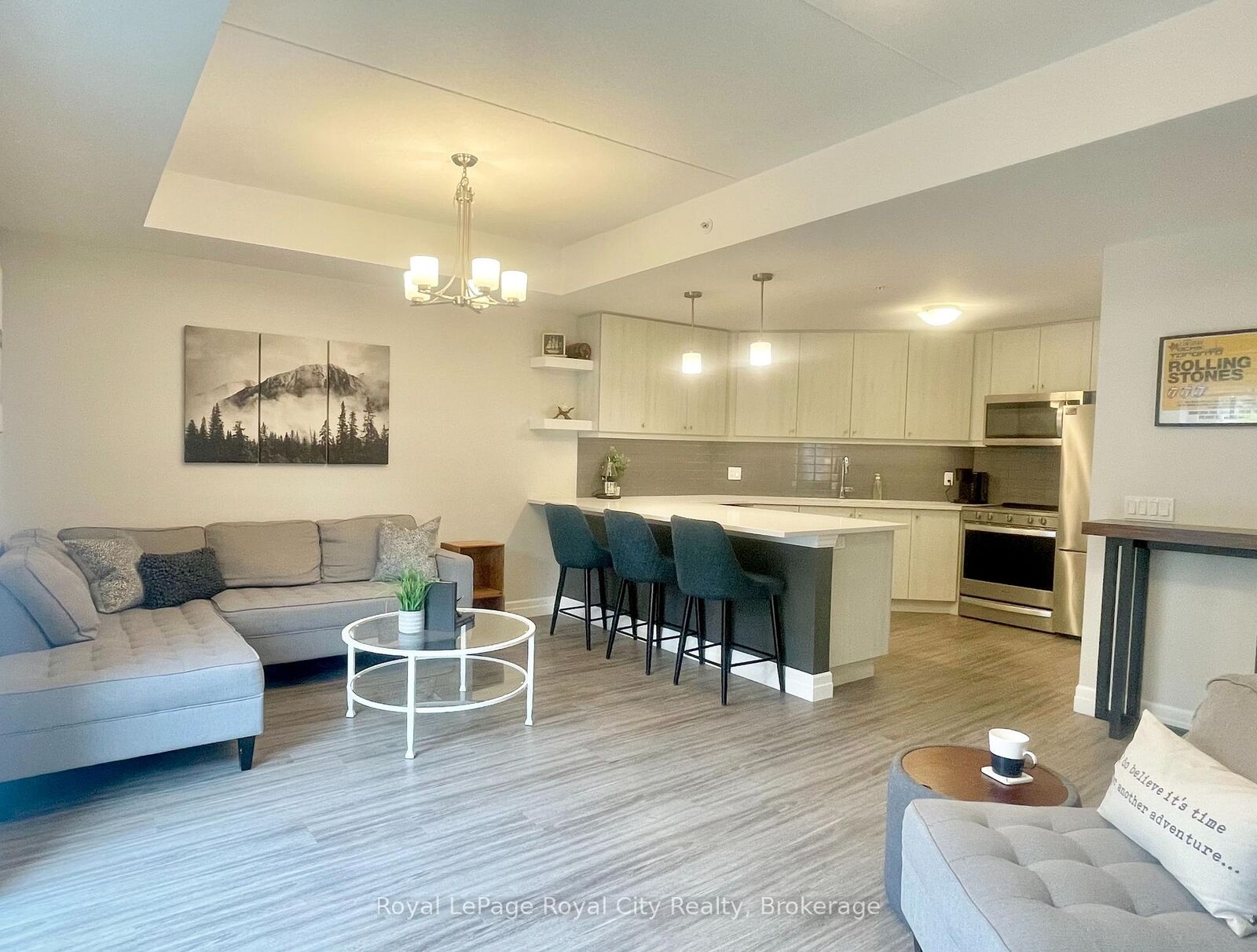 Property Photo:  19 Stumpf Street 101  ON N0B 1S0 