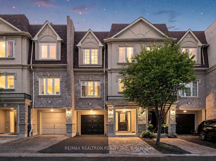 Photo de la propriété:  1250 St. Martins Drive 92  ON L1W 0A2 