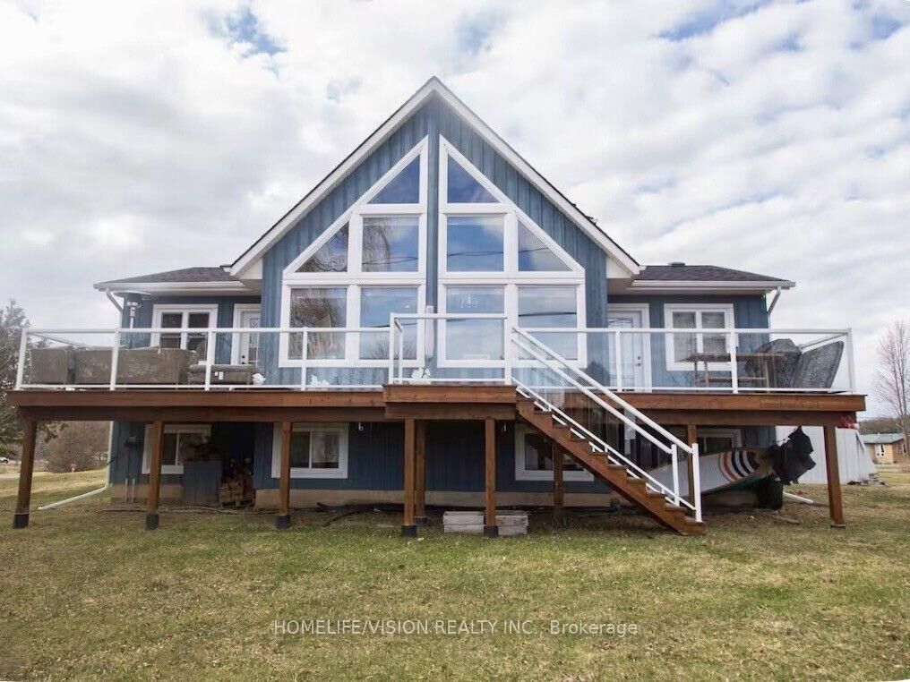 Property Photo:  128 Bayview Drive  ON K7R 3K8 