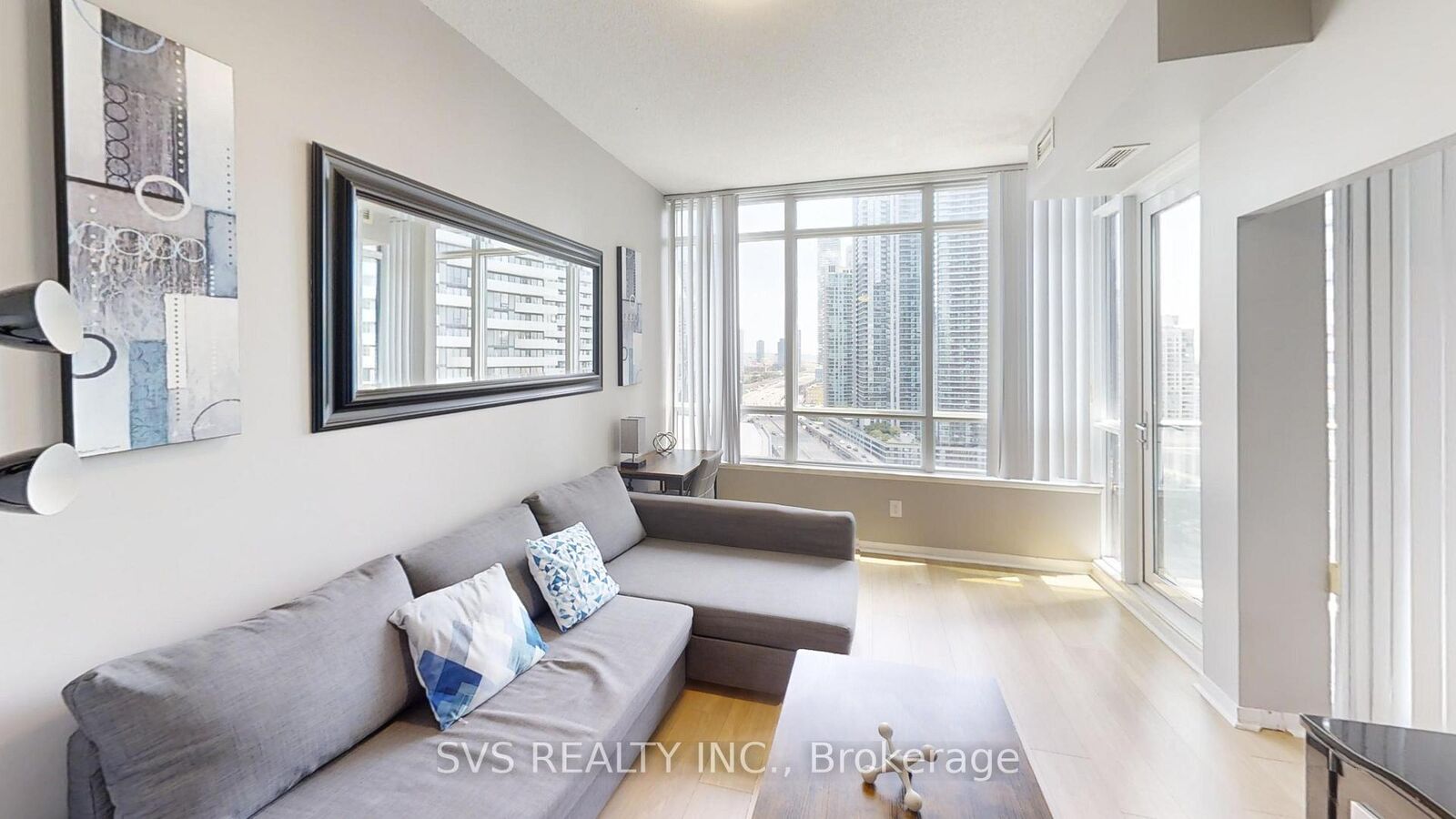 Property Photo:  55 Bremner Boulevard 1705  ON M5J 0A6 