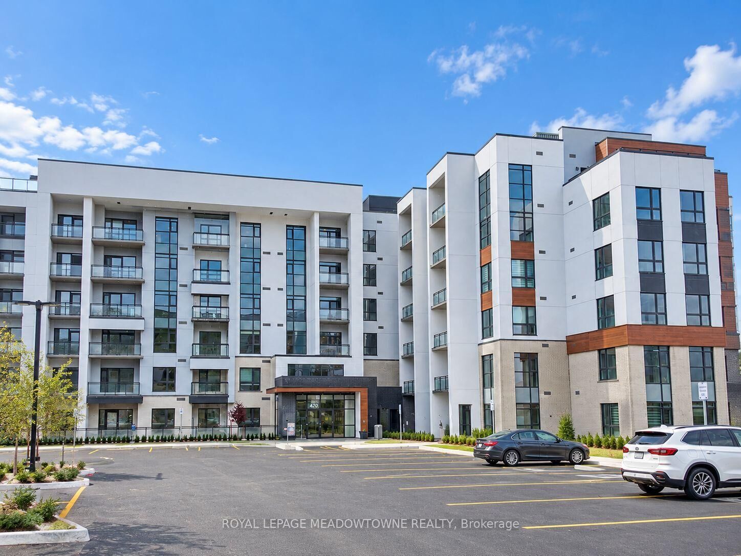 Property Photo: 470 Gordon Krantz Avenue 314 ON L9E 1Z3