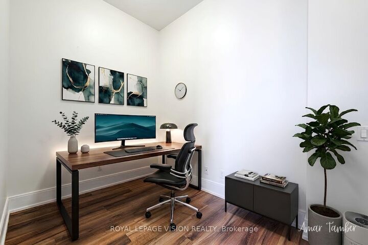 Property Photo:  15 Viking Lane N/A Ph5  ON M9B 0A3 