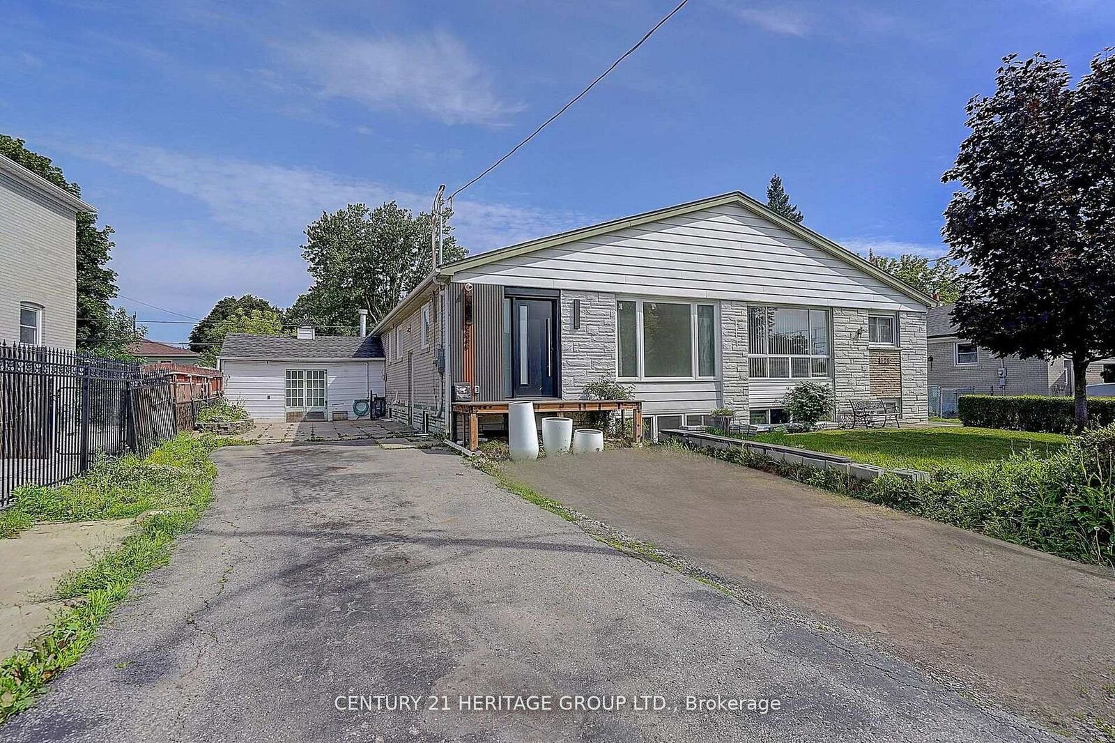 Property Photo:  326 McConvey Drive Basement  ON L4C 3K3 