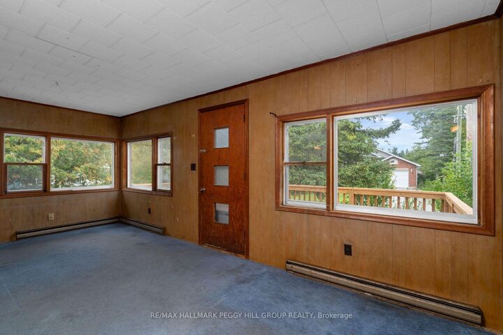 Property Photo:  20 61st Street S  ON L9Z 1W1 