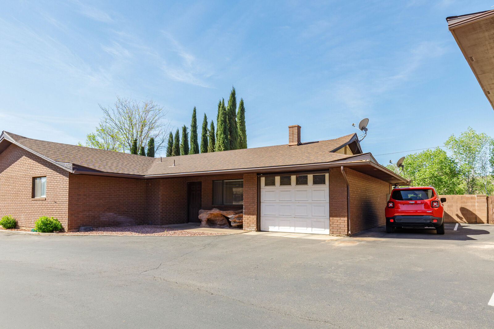 Property Photo:  3707 W Gates Cir  UT 84765 