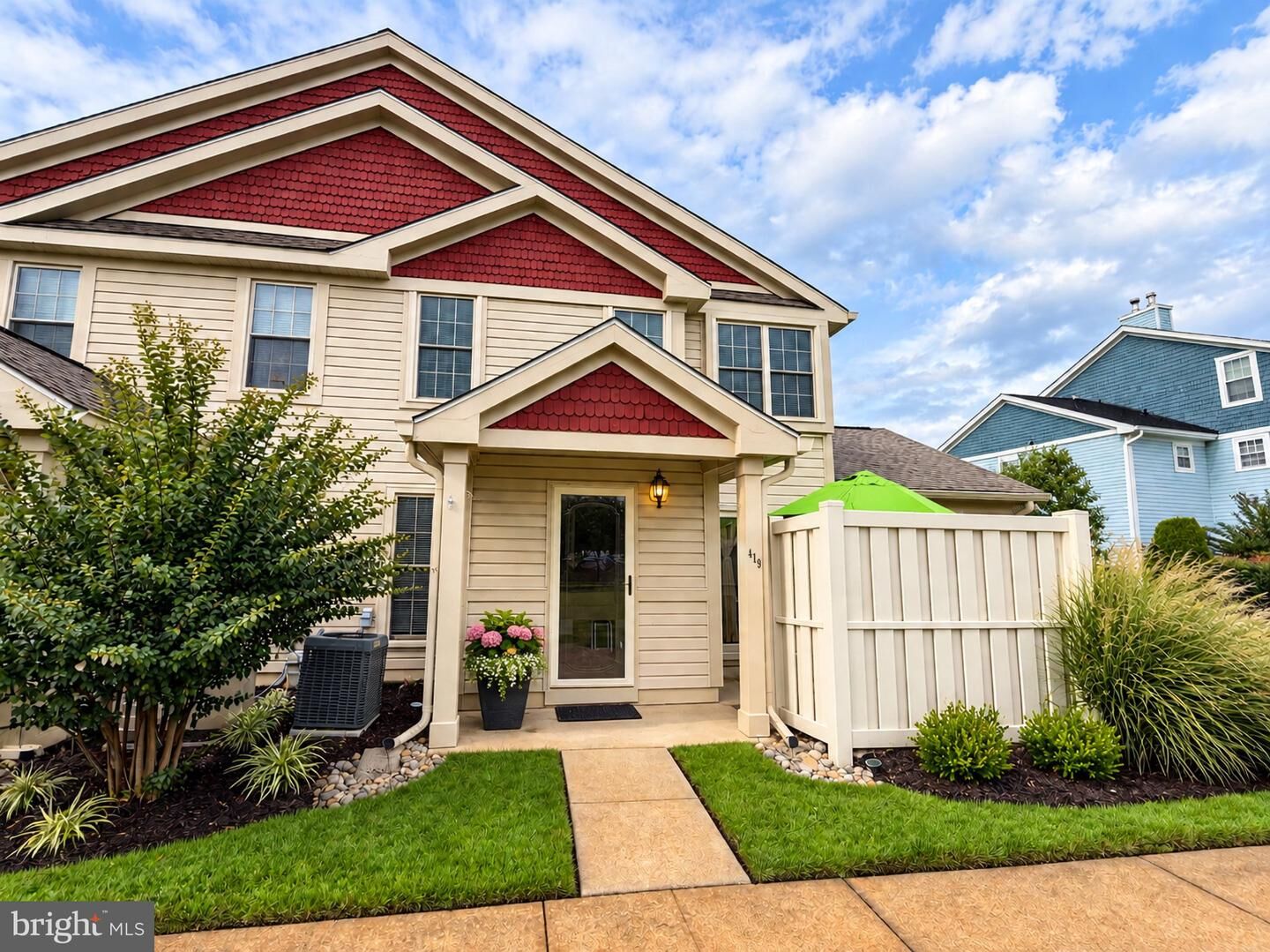 Property Photo:  419 Steeplechase Court  NJ 08096 