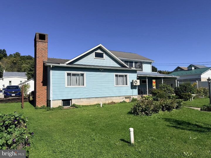 Property Photo:  519 W 4th Street  PA 17044 
