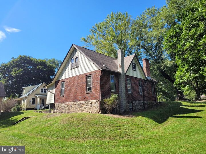 Property Photo:  11420 Valley Road NE  MD 21502 
