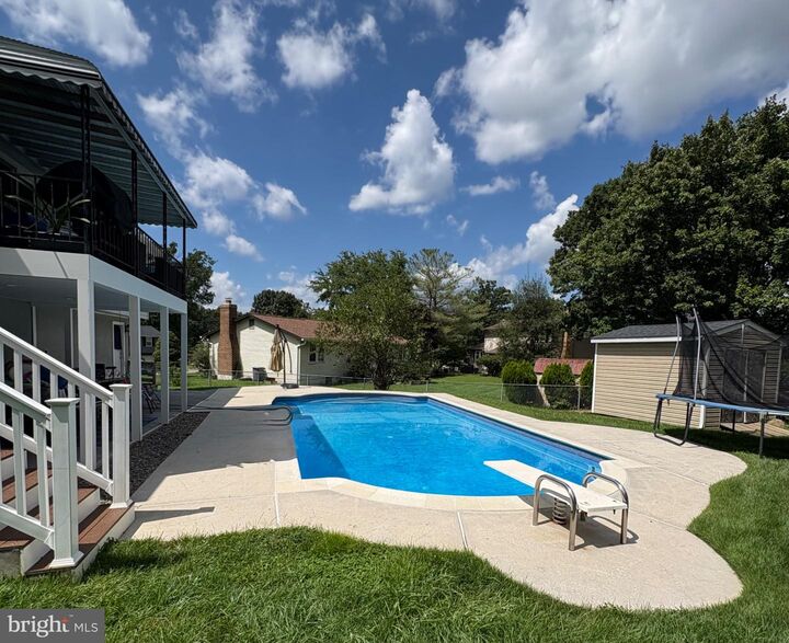 Property Photo: 5 Brucetown Court MD 21228