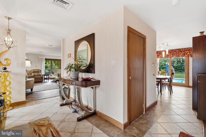 Property Photo:  504 Old Street Road  PA 19053 