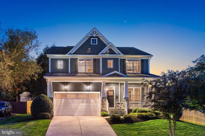 Property Photo:  1404 Cottage Street SW  VA 22180 