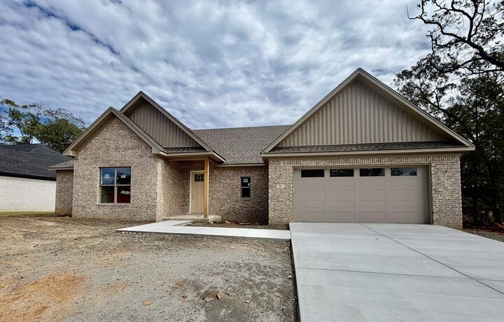 Property Photo: 908 Conrad Cove AR 72076