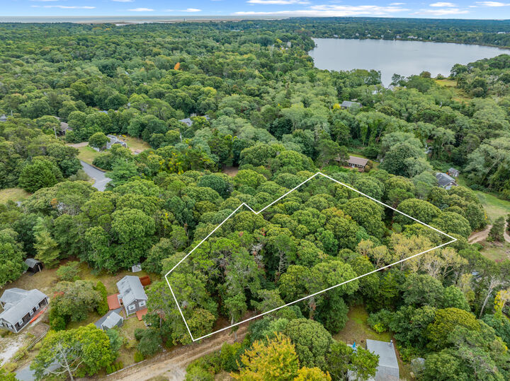 Property Photo:  140 Philips Lane  MA 02642 