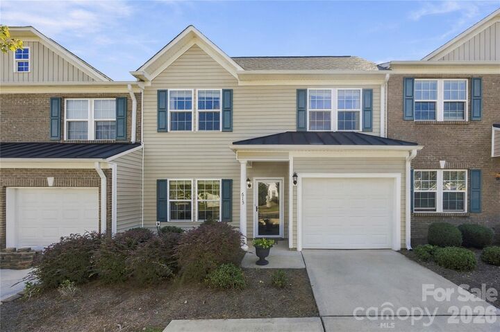 Property Photo: 615 School House Lane SC 29708