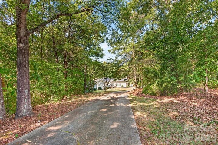 Property Photo:  16 Cove Creek Place SE  NC 28025 