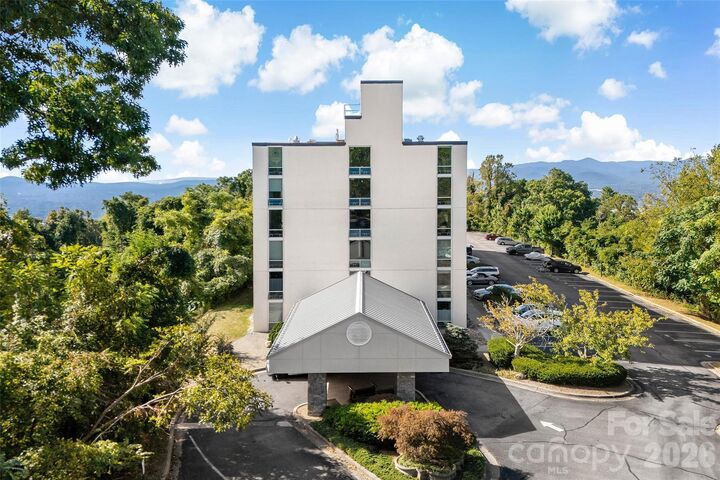 Property Photo: 647 Town Mountain Road 407 NC 28804