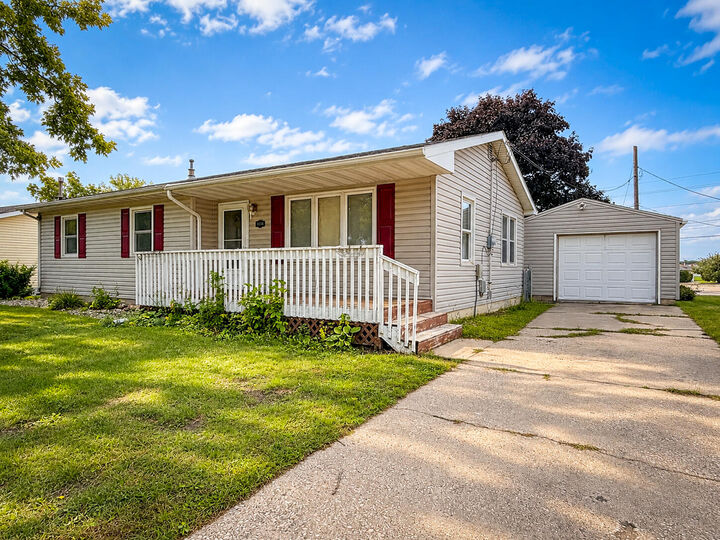 Property Photo:  2310 Highland Drive  IA 50595 