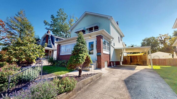 Property Photo: 563 Melrose Avenue OH 43202