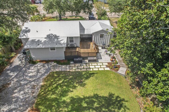 Property Photo: 118 N Gayle Avenue FL 32401
