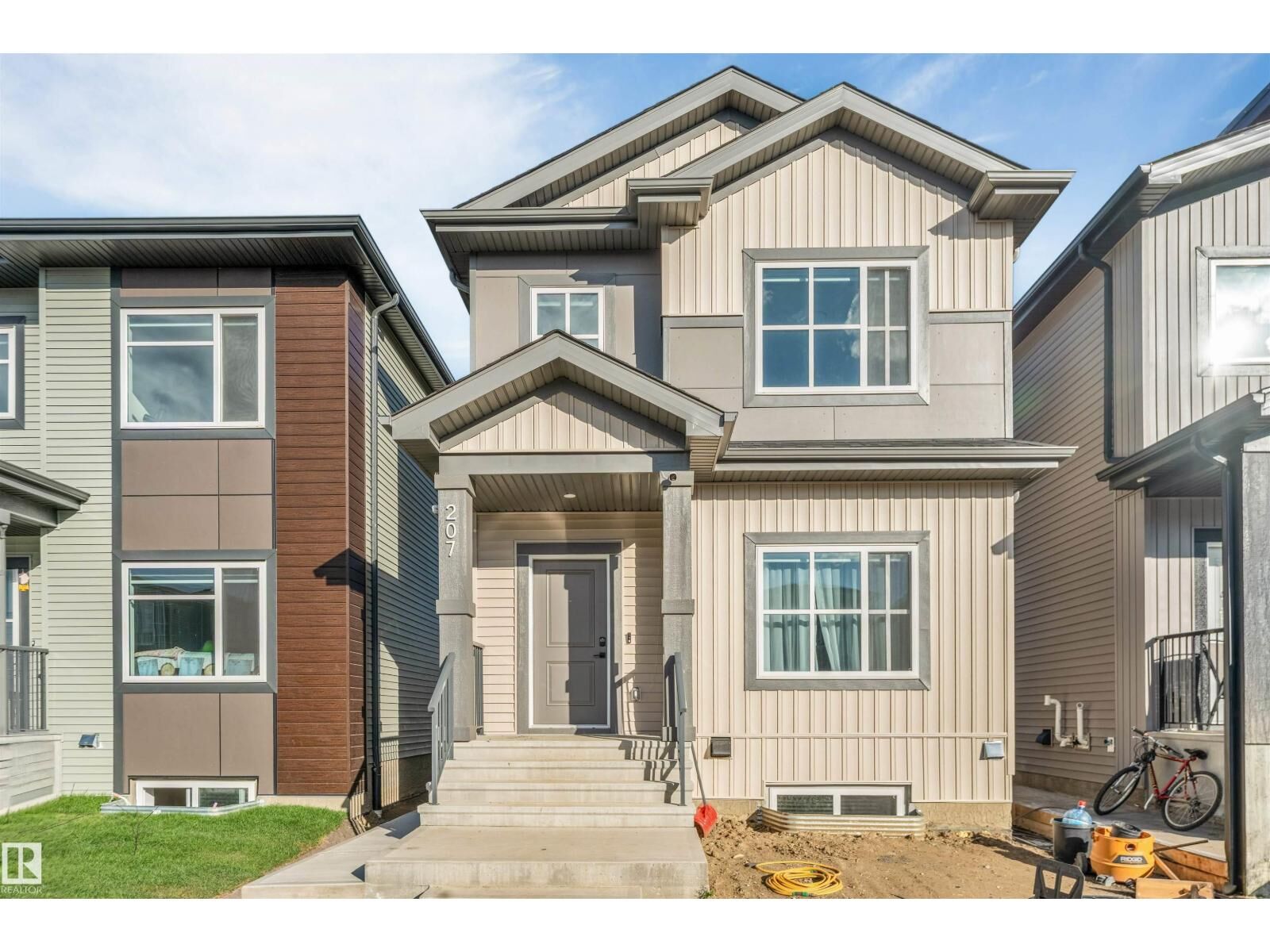 Property Photo:  207 25 St SW  AB T6X 3K3 