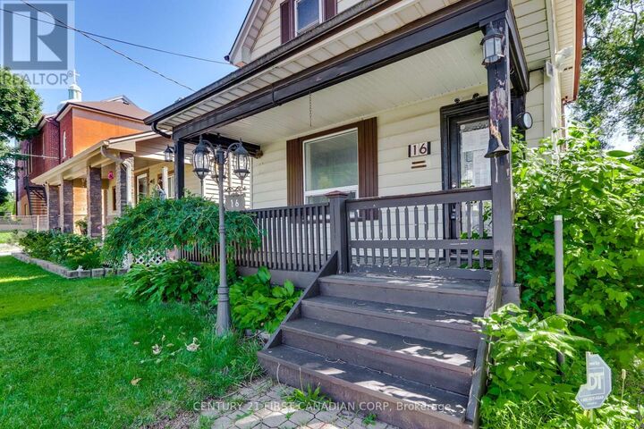 Property Photo:  16 Lansdowne Avenue  ON N5Z 1X8 