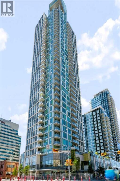 Property Photo:  901 10 Avenue Southwest  AB T2R 0B5 