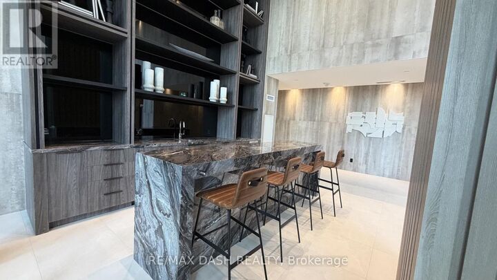 Property Photo:  6 Flavelle Trail 2820  ON L4L 0M8 