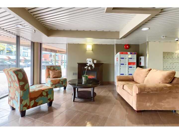 Property Photo:  15213 Pacific Avenue 205  BC V4B 1P8 