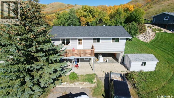Property Photo: 675 Fort San Road SK S0G 1S0