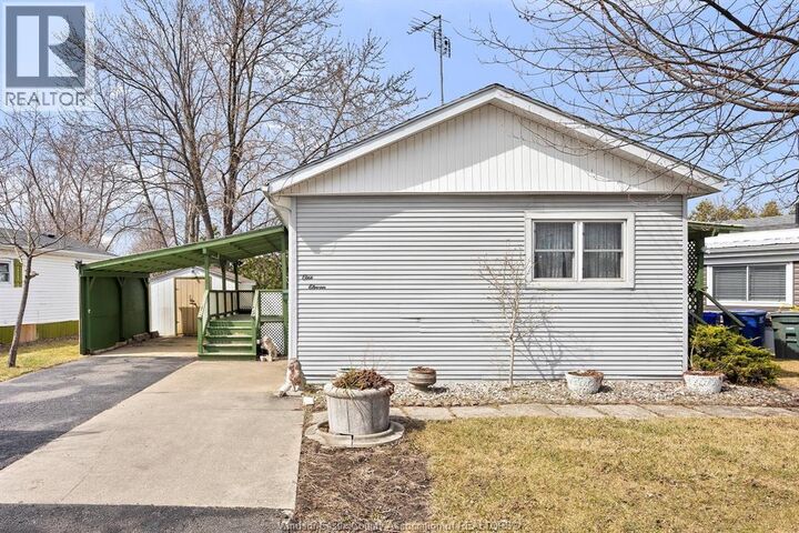 Property Photo:  111 Dana Drive  ON N8M 2A1 