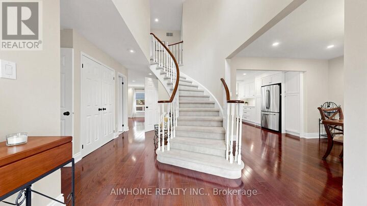 Property Photo: 1580 Kettlebrook Lane ON L5M 3M1