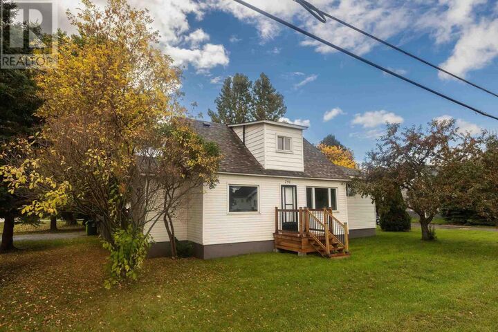 Property Photo:  791 Second Lin W  ON P6C 2L2 