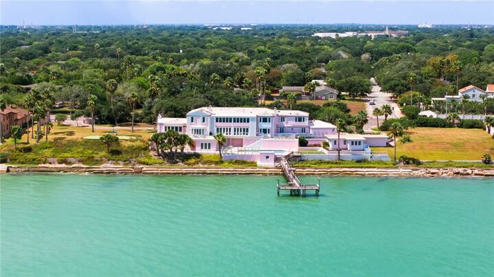 Property Photo: 4002 Ocean Drive TX 78411