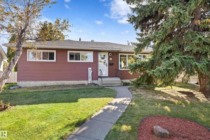 Property Photo:  7807 134 Avenue NW  AB T5C 2G2 