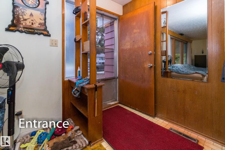 Property Photo:  10512 55 Avenue NW  AB T6H 0W7 