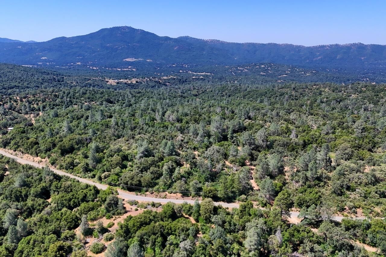 Property Photo:  47850 Road 620  CA 93644 