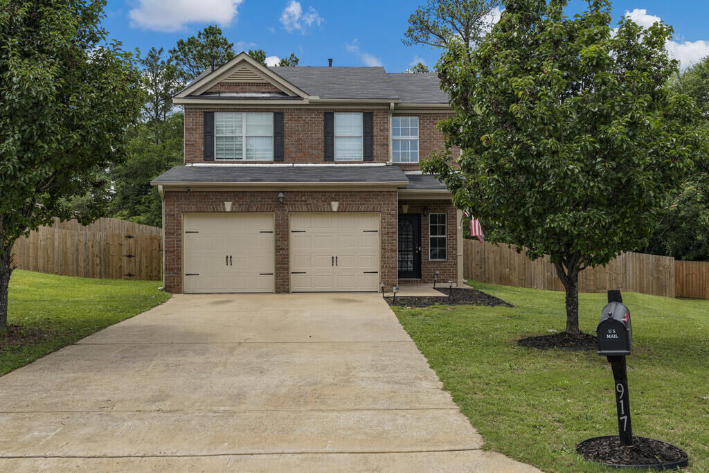 Property Photo: 917 Dawkins Court AL 36867