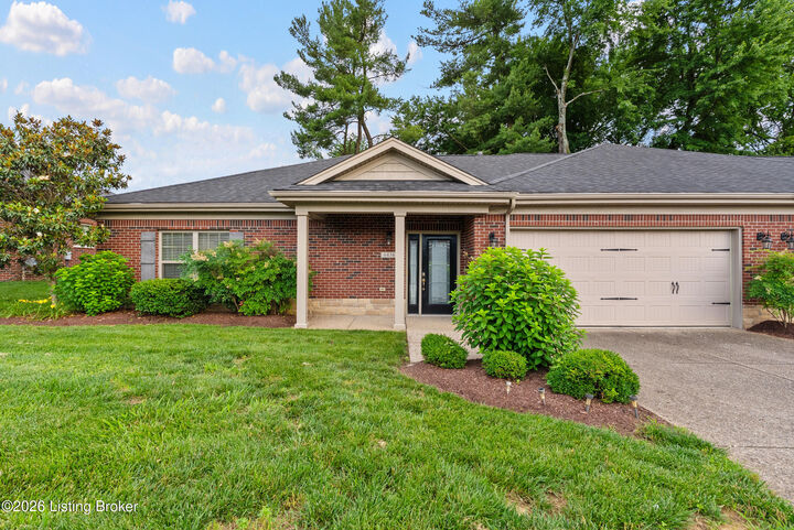 Property Photo:  6436 Clover Trace Cir  KY 40216 